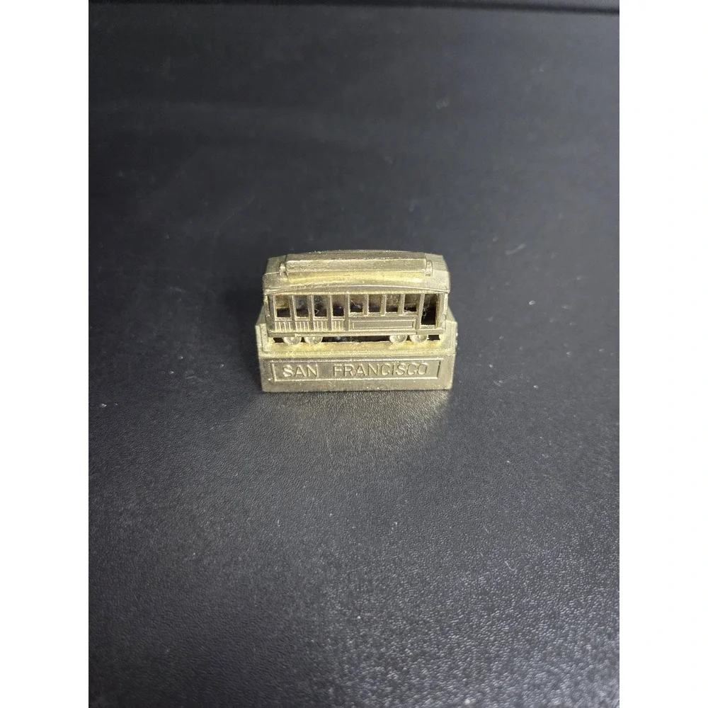 Vintage Brass San Francisco Cable Car Pencil Sharpener Souvenir Hong Kong